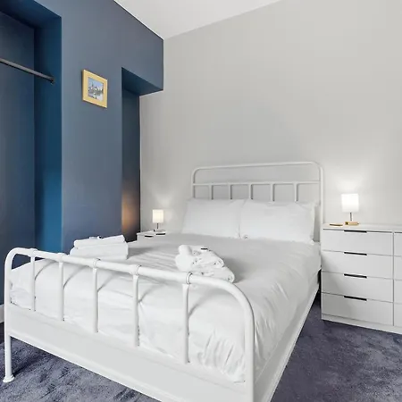 Feriehus Gorgeous Terraced House In - Pass The Keys York